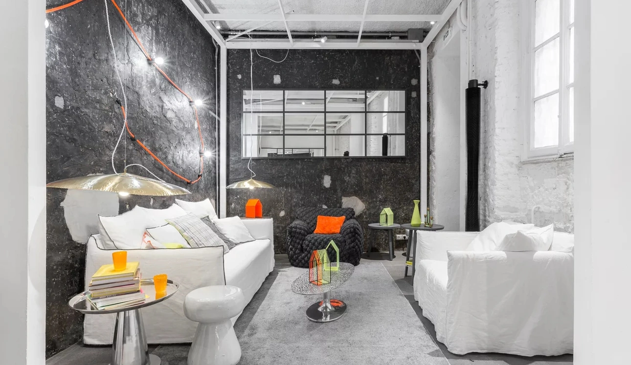 Tavolino in cemento Inout 44 di Gervasoni