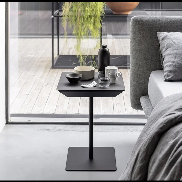 Tavolino Tag di Kristalia