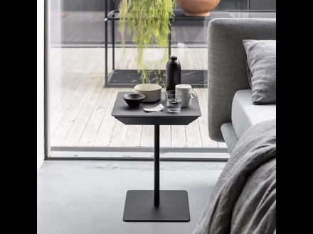 Tavolino Tag di Kristalia