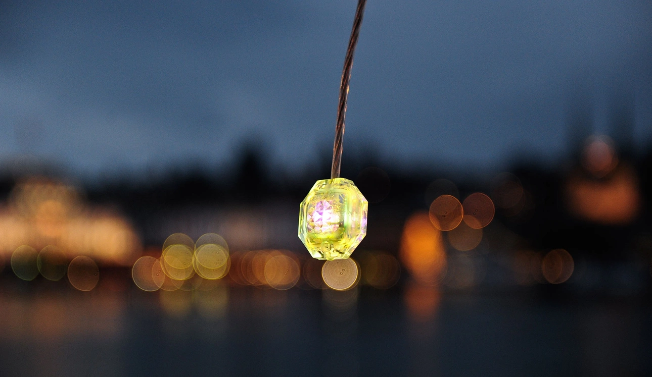 Lampada Diamante Pixel Dot di Artemide