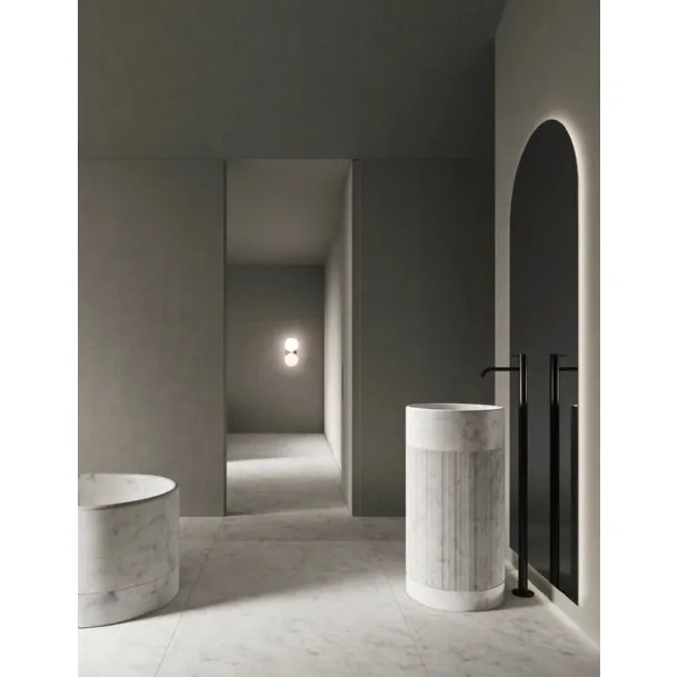 Lavabo verticale in marmo Bianco di Carrara Roma 23 01 di Milldue