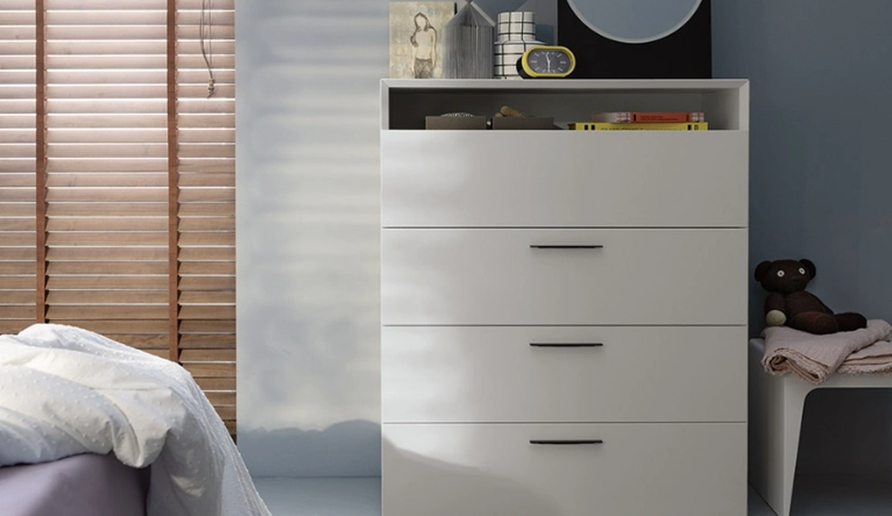 Cassettiera Avenue Night di Kristalia