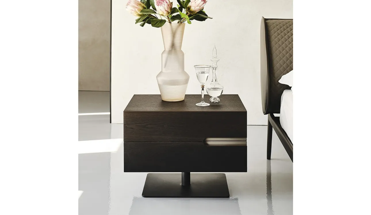 Comodino Ciro con base di Cattelan Italia