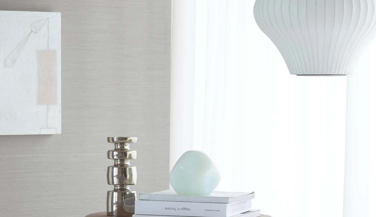 Comodino rivestito completamente in pelle Condotti di Flou