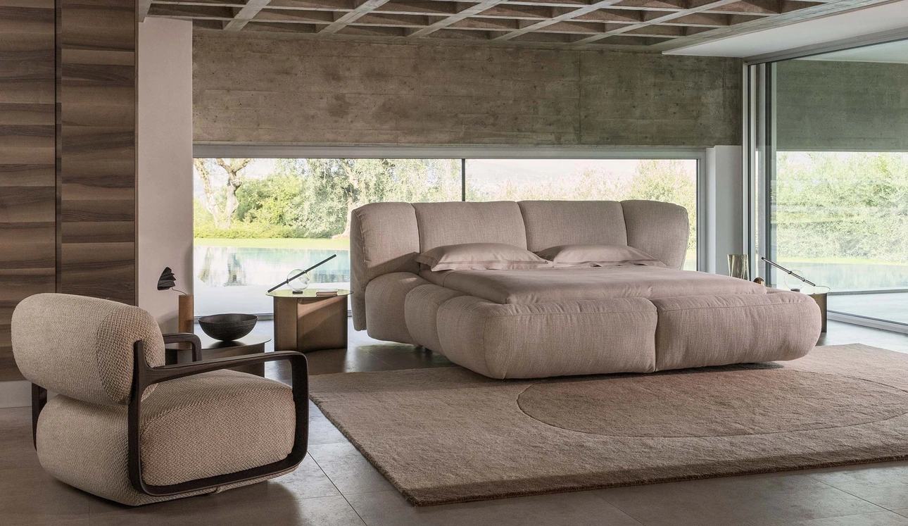 Letto imbottito Orma di Flou