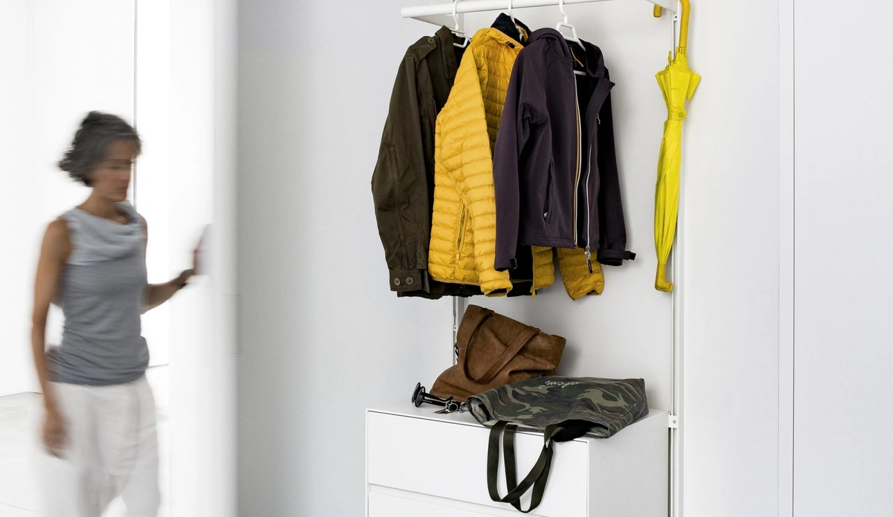 Mobile ingresso Dot di Kristalia