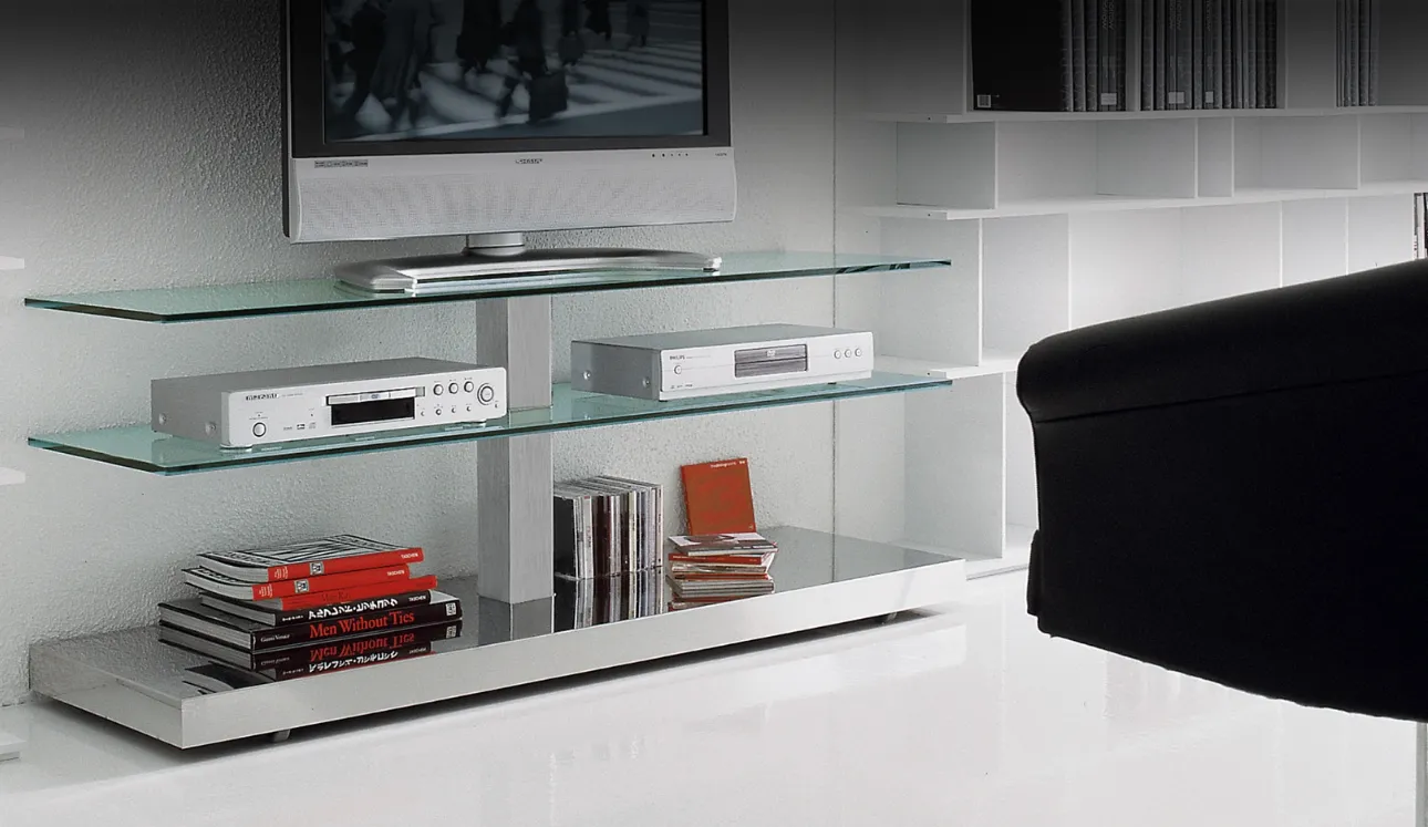 Mobile Porta Tv con ripiani in cristallo e struttura in alluminio Play di Cattelan Italia