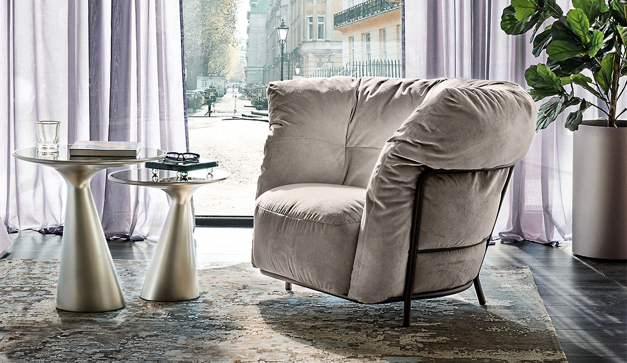 Poltroncina in tessuto Margaret di Cattelan Italia