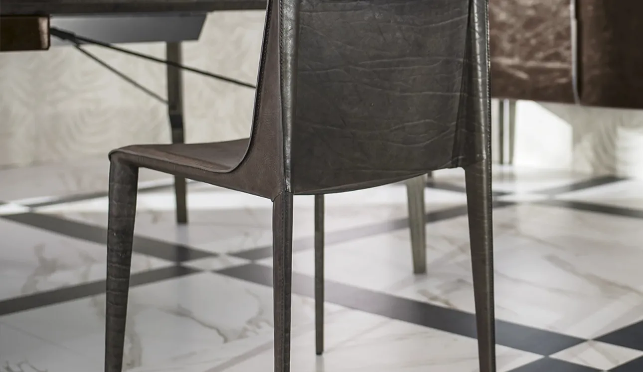 Sedia Emily in pelle toscana di Arketipo