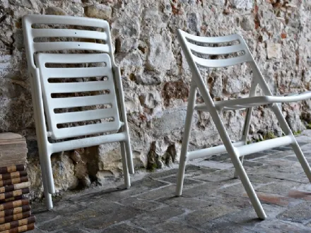 Sedia pieghevole in polipropilene Folding Air-Chair di Magis