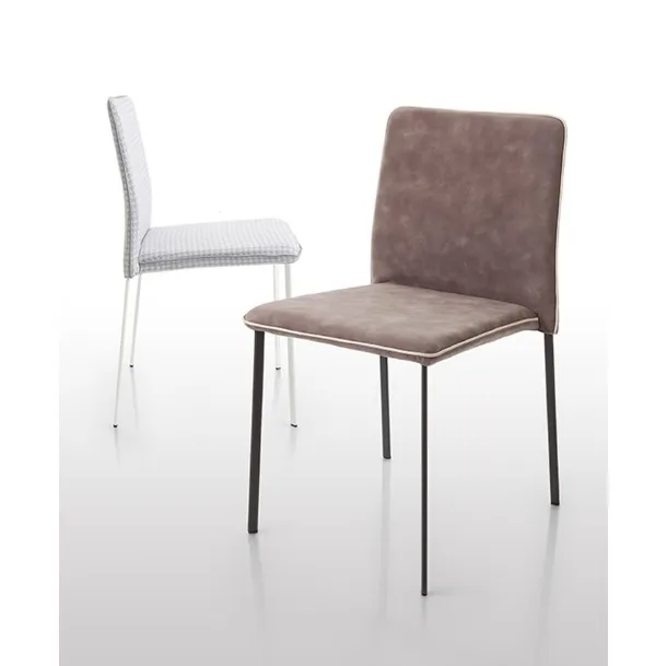 Sedia impilabile ergonomica con schienale flessibile Stella Flex di Riflessi