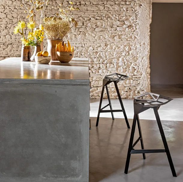 Sgabello di design in alluminio verniciato Stool One di Magis