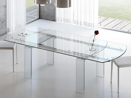 Tavolo allungabile Lord con piano oblungo totalmente realizzato in cristallo temperato di Riflessi