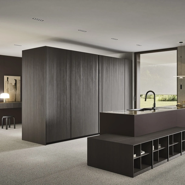 Cucina Design con penisola C04 in laccato e legno di Copat Life