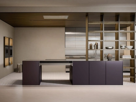 Cucina Design con penisola C07 in laccato, legno e acciaio di Copat Life
