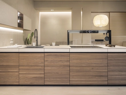 Cucina Design Genius Loci in Noce Canaletto di Valcucine