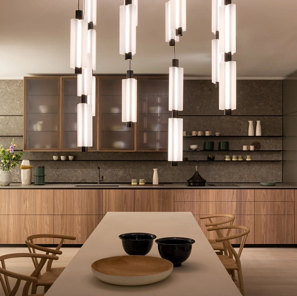 Cucina Design Forma Mentis in Noce Canaletto e MDi di Valcucine