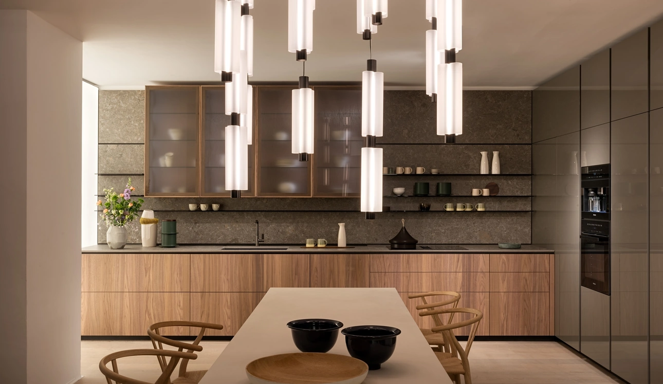 Cucina Design Forma Mentis in Noce Canaletto e MDi di Valcucine