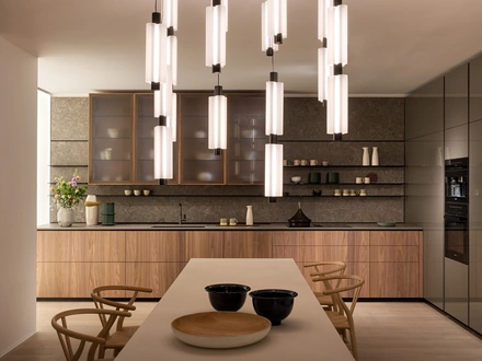 Cucina Design Forma Mentis in Noce Canaletto e MDi di Valcucine