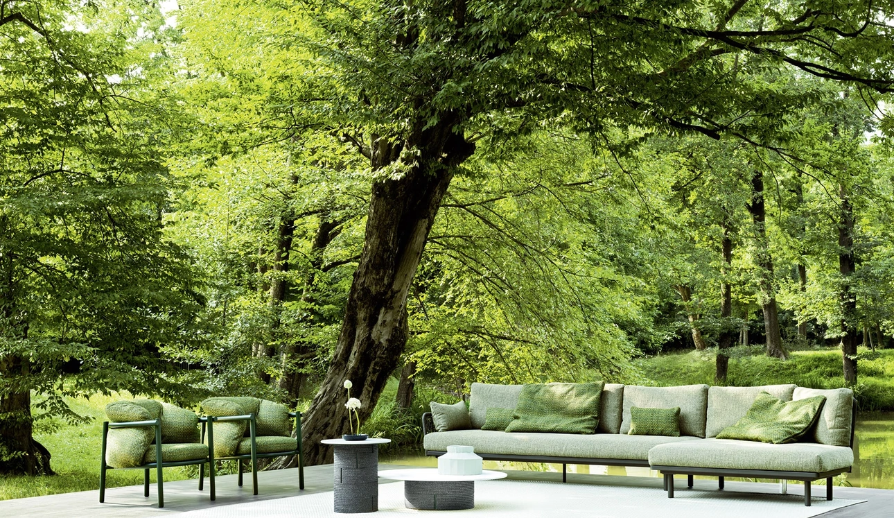 Salotto da esterno Allegra in alluminio e tessuto di Varaschin