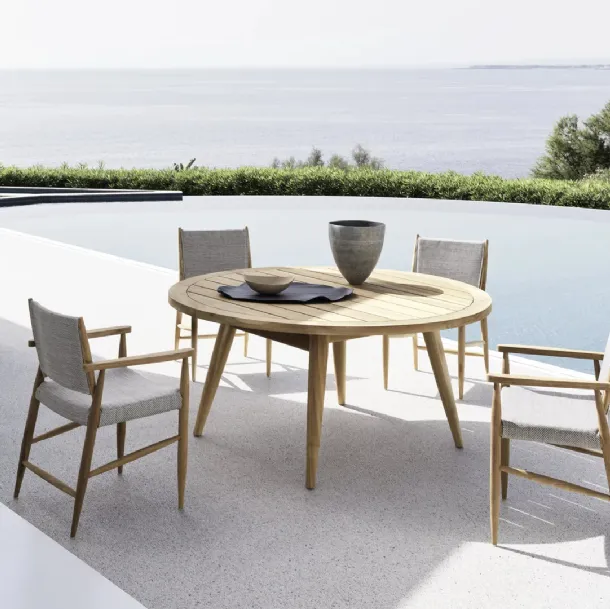 Tavolo rotondo Eidos in teak di Gervasoni