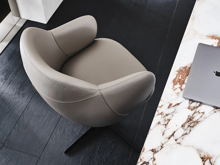 Poltrona direzionale Bombè X di Cattelan Italia